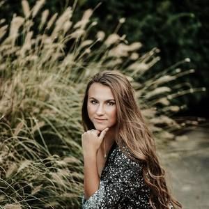 Meet your Posher, Anna